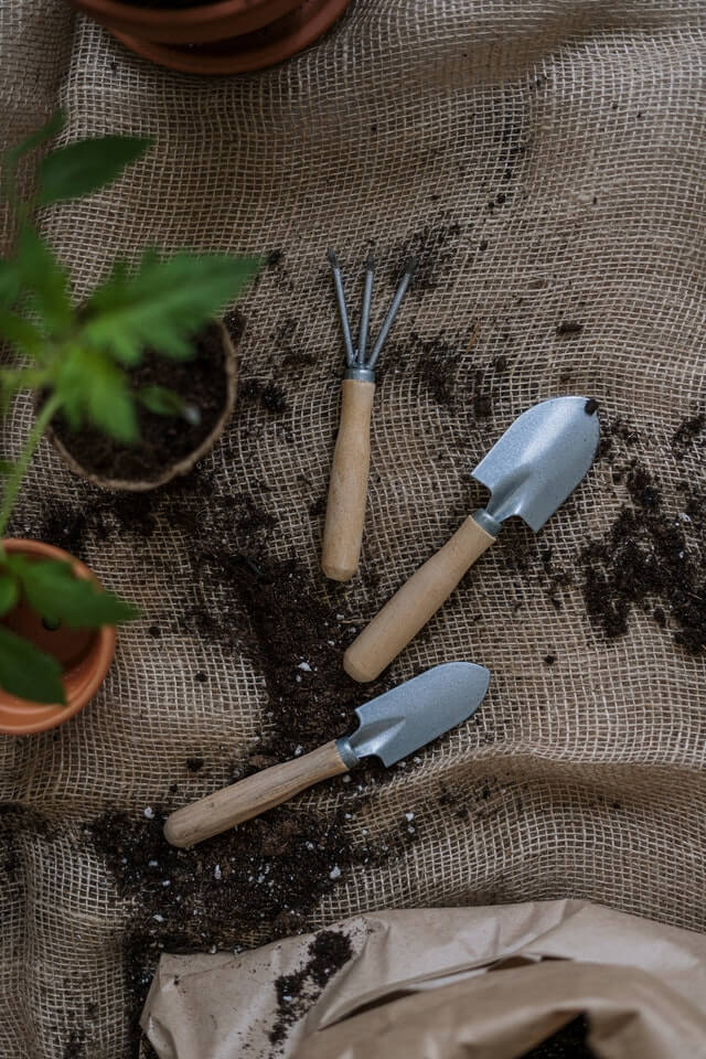 gardening tools